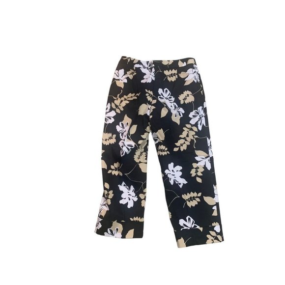 Size 8 Rafaella Women's Crop Pants Black Floral Leaf Print 23" Inseam Cuffed - Picture 5 of 6